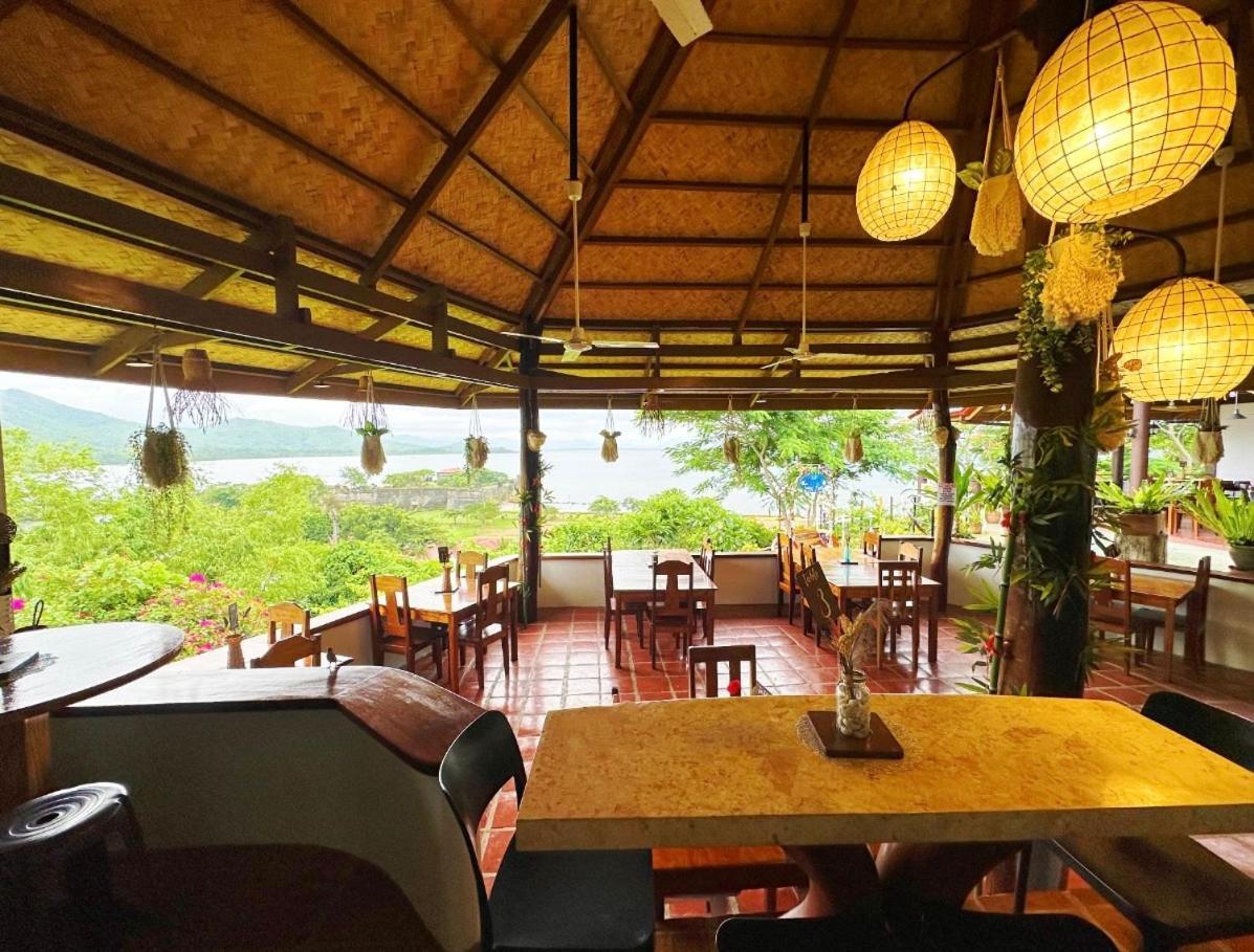 Casa Rosa Inn And Restaurant Taytay  Exteriör bild